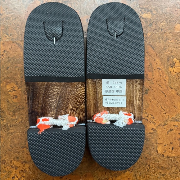 Japanese Geta Clogs NWOT - Picture 3 of 3